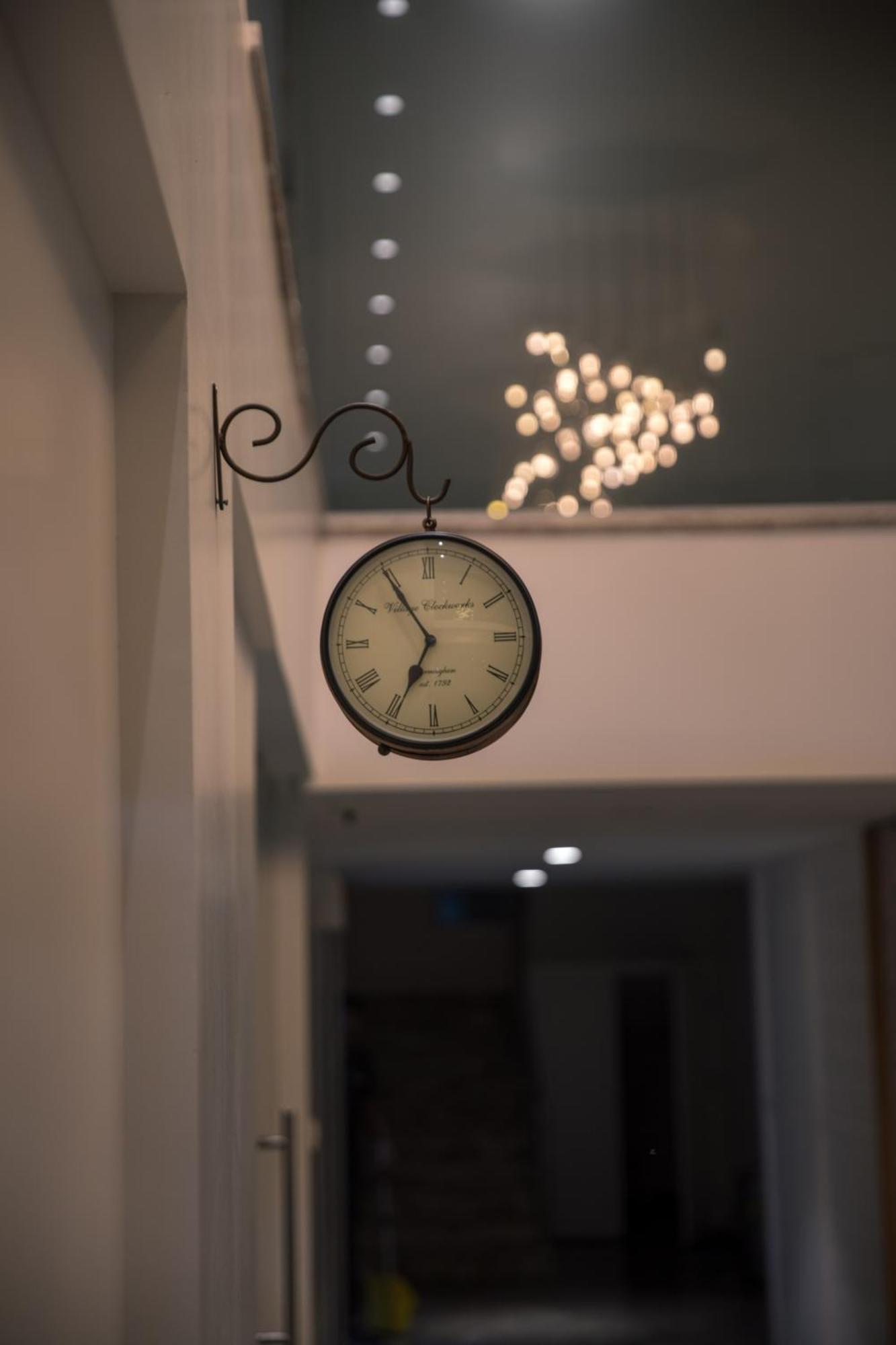 Hotel Visakka Palani Bagian luar foto