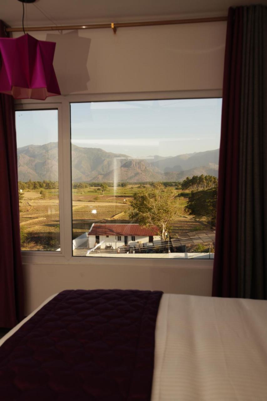 Hotel Visakka Palani Bagian luar foto